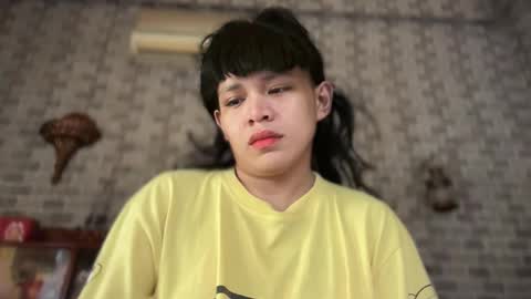 aymkyline online show from April 9, 1:27 am