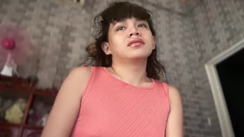 aymkyline online show from April 21, 1:07 am