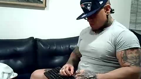 Ayrton naffah2 online show from December 20, 4:42 am