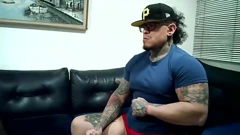 Ayrton naffah2 online show from December 30, 4:42 am