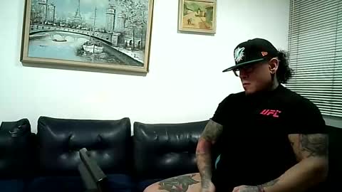 Ayrton naffah2 online show from September 22, 4:14 am