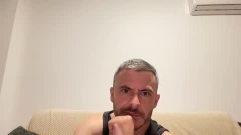 Snapshot of aysha1214 chatting on September 18, 9:50 pm HotwifeAysha online show from September 18, 9:50 pm