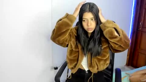 aysha_winxx online show from November 23, 3:17 am