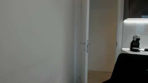 Snapshot of ayumilove chatting on February 11, 6:30 am Ayumi online show from February 11, 6:30 am