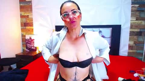 Azahara online show from March 7, 11:07 am