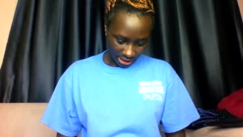 Snapshot of azaelia_iris chatting on July 27, 8:32 am azaelia_iris online show from July 27, 8:32 am