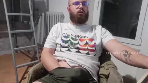 justin online show from November 24, 5:01 pm