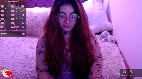Snapshot of azamy_12 chatting on January 4, 11:17 pm Amanda online show from January 4, 11:17 pm