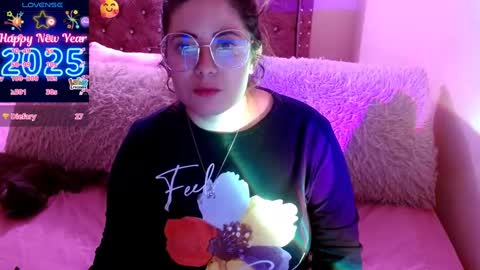 Snapshot of azamy_12 chatting on January 8, 4:02 am Amanda online show from January 8, 4:02 am