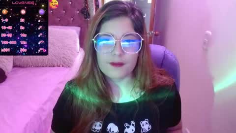 Snapshot of azamy_12 chatting on January 16, 7:52 pm Amanda online show from January 16, 7:52 pm