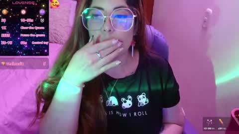 Snapshot of azamy_12 chatting on January 16, 10:55 pm Amanda online show from January 16, 10:55 pm