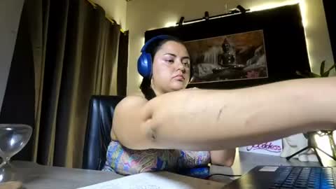 Goddess Azara online show from June 11, 11:25 pm
