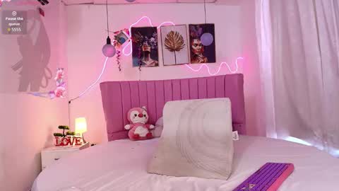 Snapshot of azul_horny chatting on March 13, 9:43 pm PRINCESS AZUL. online show from March 13, 9:43 pm