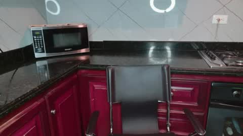 Azul online show from April 18, 12:20 pm