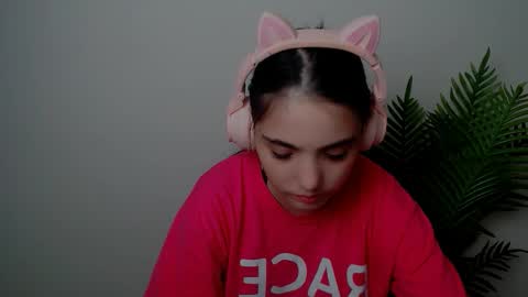 Snapshot of azumi_chan_ chatting on September 14, 7:02 pm azumi_chan_ online show from September 14, 7:02 pm