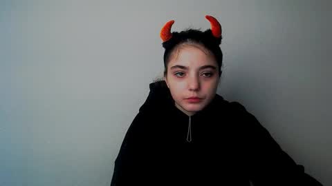 Snapshot of azumi_chan_ chatting on October 9, 10:24 am azumi_chan_ online show from October 9, 10:24 am