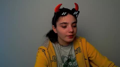 Snapshot of azumi_chan_ chatting on October 12, 1:32 pm azumi_chan_ online show from October 12, 1:32 pm