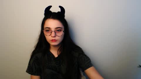 Snapshot of azumi_chan_ chatting on December 3, 7:27 am azumi_chan_ online show from December 3, 7:27 am