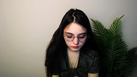 Snapshot of azumi_chan_ chatting on December 4, 11:02 pm azumi_chan_ online show from December 4, 11:02 pm