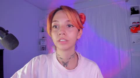 Snapshot of azumi_saan chatting on January 5, 3:11 am azumi saan online show from January 5, 3:11 am