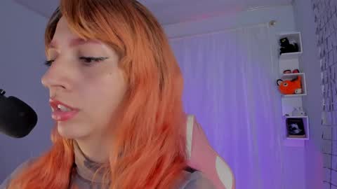 Snapshot of azumi_saan chatting on February 27, 12:32 am azumi saan online show from February 27, 12:32 am