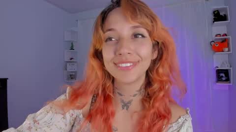 Snapshot of azumi_saan chatting on March 3, 1:42 am azumi saan online show from March 3, 1:42 am