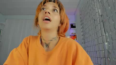 Snapshot of azumi_saan chatting on March 5, 1:10 am azumi saan online show from March 5, 1:10 am