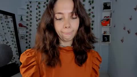 Snapshot of azumi_saan chatting on November 5, 2:11 am azumi saan online show from November 5, 2:11 am