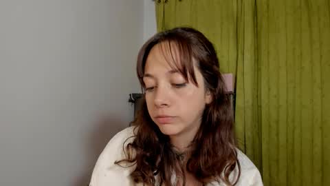 azumi saan online show from February 9, 3:10 am