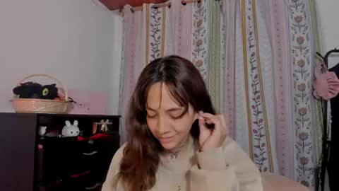 Snapshot of azumi_saan chatting on July 1, 2:46 am azumi saan online show from July 1, 2:46 am
