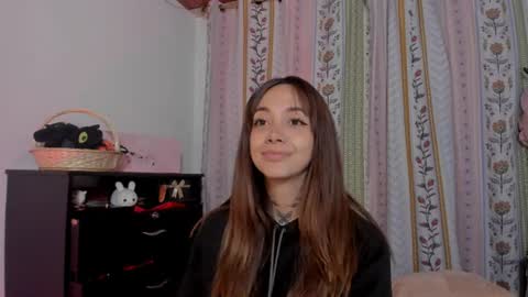 Snapshot of azumi_saan chatting on July 3, 2:29 am azumi saan online show from July 3, 2:29 am