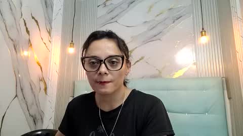 Snapshot of azura_lion chatting on May 30, 7:05 am azura lion online show from May 30, 7:05 am