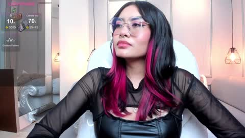 Azura online show from January 9, 10:31 pm