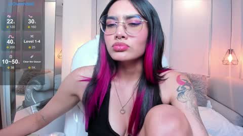 Azura online show from January 15, 10:35 pm