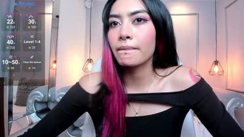 Azura online show from January 20, 7:25 pm