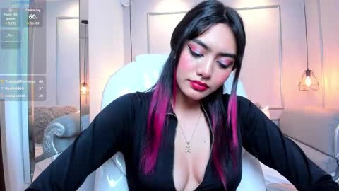 Azura online show from February 8, 10:51 pm