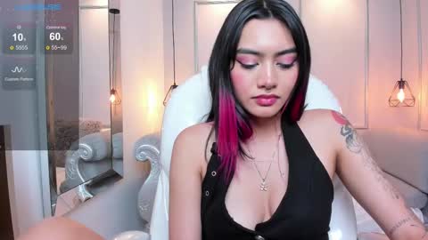 Azura online show from February 25, 10:18 pm