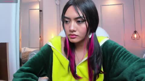 Azura online show from March 12, 1:47 am