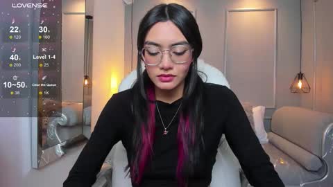 Azura online show from December 2, 7:09 pm