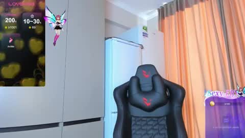 azure_moon online show from March 5, 5:40 am