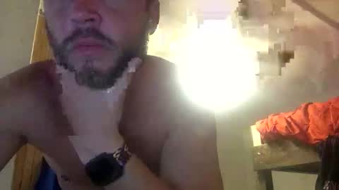 b44212157 online show from April 8, 9:59 pm