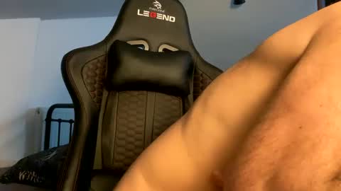 b4dafall44 online show from January 17, 1:04 am