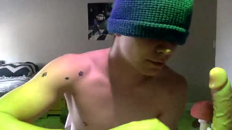 b4nnysturntoo online show from December 27, 7:46 pm