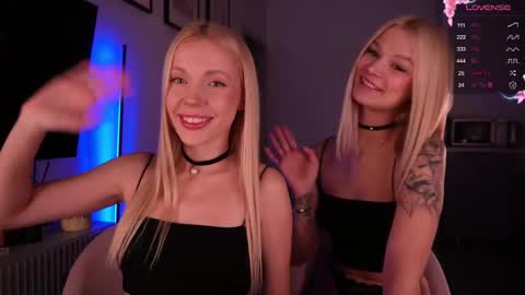 Bonnie  online show from November 23, 1:22 pm