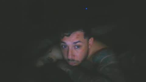 Snapshot of baadddboooy69 chatting on October 16, 5:19 am baadddboooy69 online show from October 16, 5:19 am