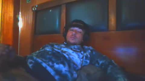 Snapshot of baadddboooy69 chatting on November 13, 10:47 am baadddboooy69 online show from November 13, 10:47 am