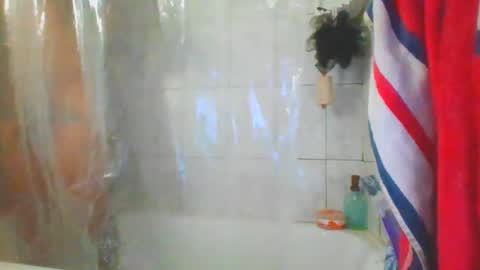 Snapshot of baadddboooy69 chatting on November 18, 6:56 pm baadddboooy69 online show from November 18, 6:56 pm