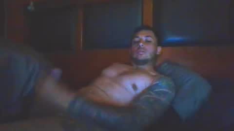 Snapshot of baadddboooy69 chatting on November 28, 3:25 pm baadddboooy69 online show from November 28, 3:25 pm