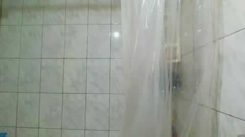 Snapshot of baadddboooy69 chatting on December 5, 4:47 pm baadddboooy69 online show from December 5, 4:47 pm