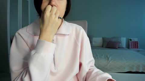 Snapshot of bab_boom chatting on September 17, 12:34 am Monica online show from September 17, 12:34 am